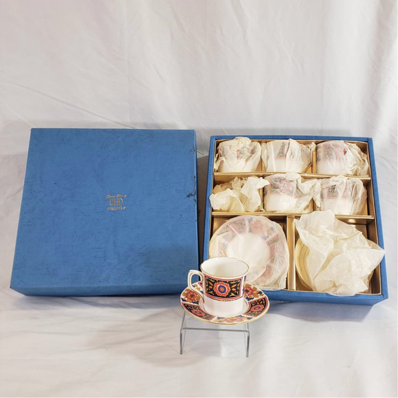 Vintage Hankook Bone China 6 Demitasse Cups Saucers NEW Old Stock 14k Gold Trim - Picture 2 of 8